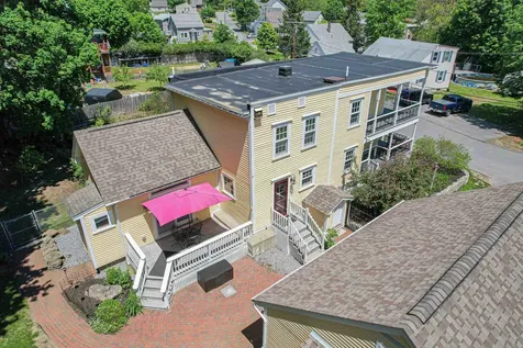 9 Lawes Avenue Bedford NH 03110