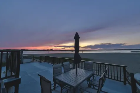 18 River Street Seabrook NH 03874