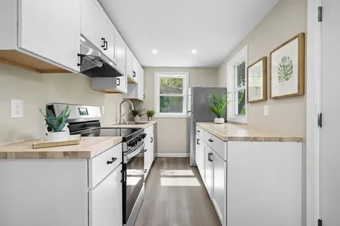 3 Albion Avenue Claremont NH 03743