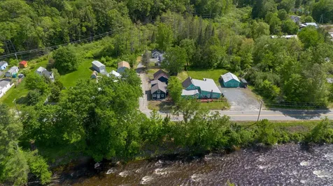 3 Albion Avenue Claremont NH 03743