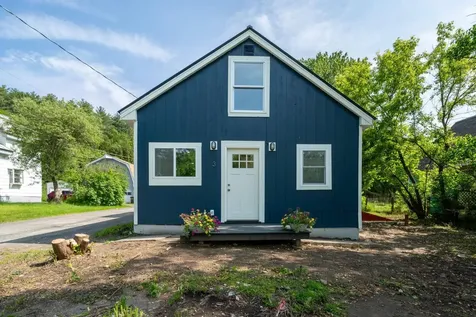 3 Albion Avenue Claremont NH 03743