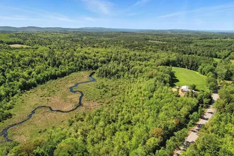 1580 Nh Route 129 Loudon NH 03307