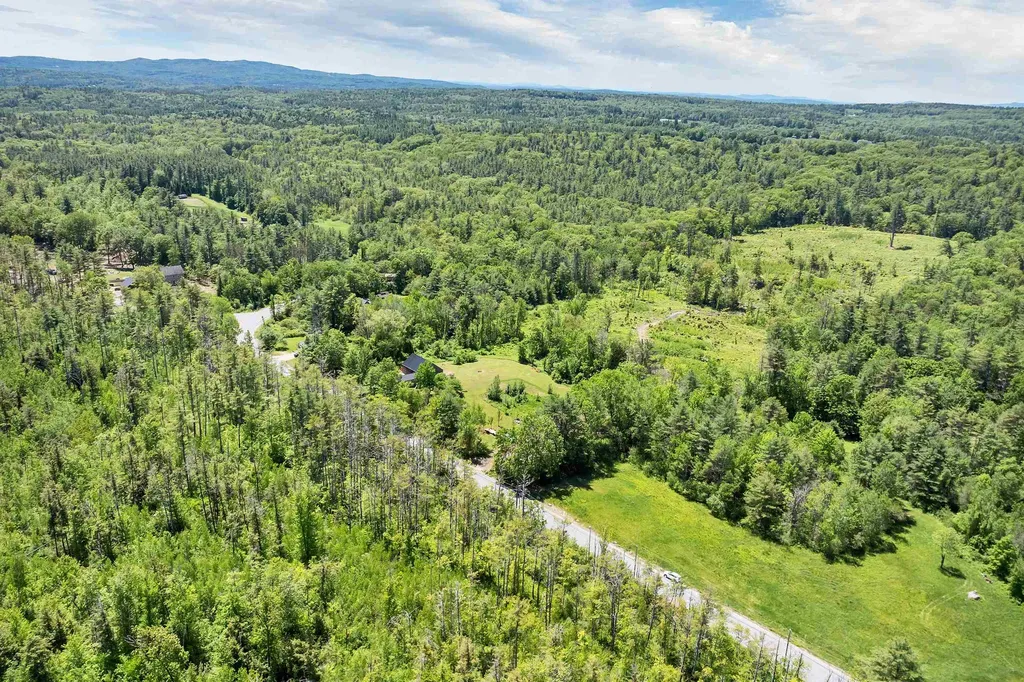 118 Upper Bay Road Sanbornton NH 03269