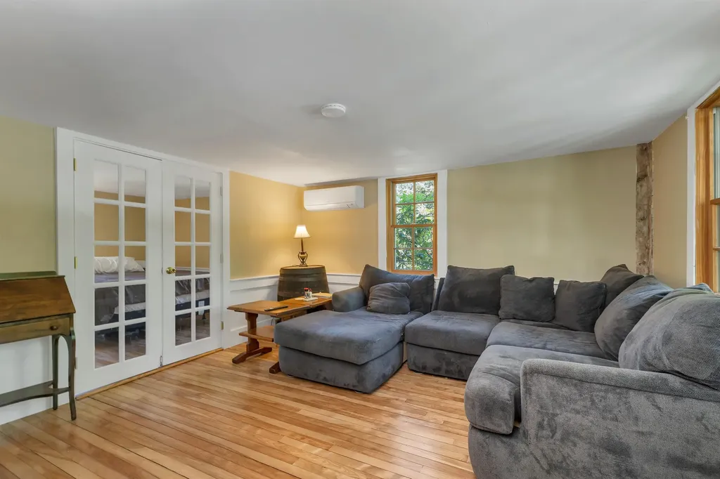 118 Upper Bay Road Sanbornton NH 03269