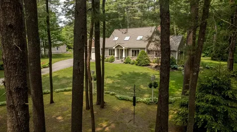 77 Schanda Drive Newmarket NH 03857