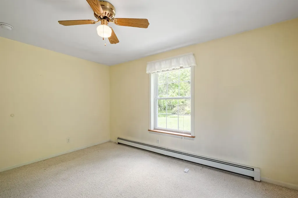 71 Aspen Lane Danbury NH 03230