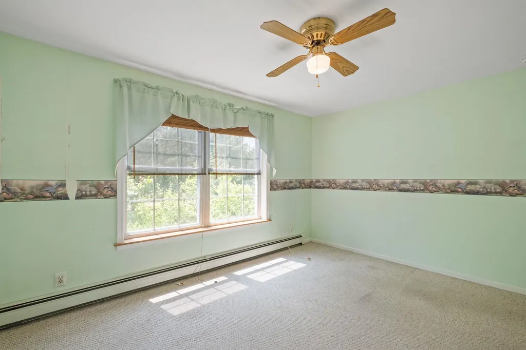 71 Aspen Lane Danbury NH 03230