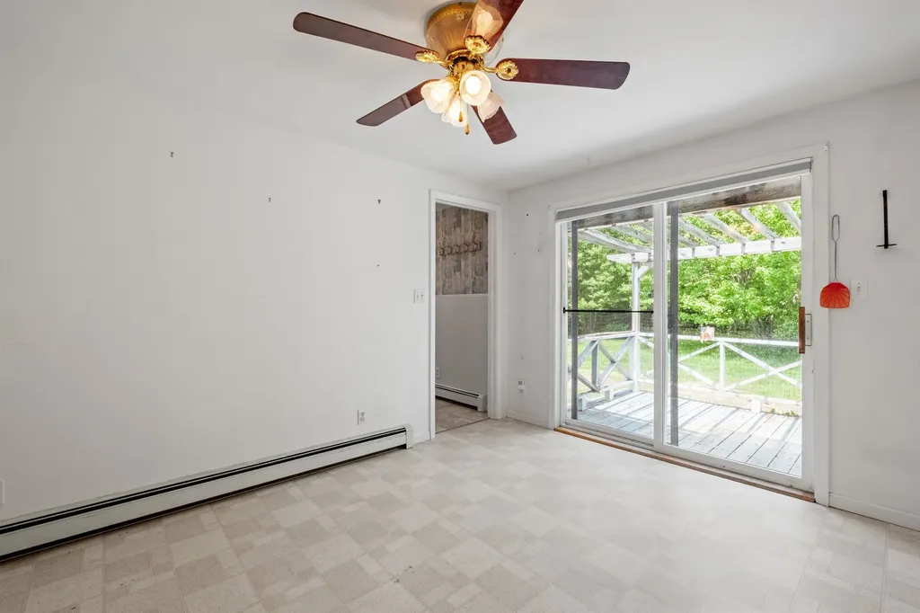 71 Aspen Lane Danbury NH 03230