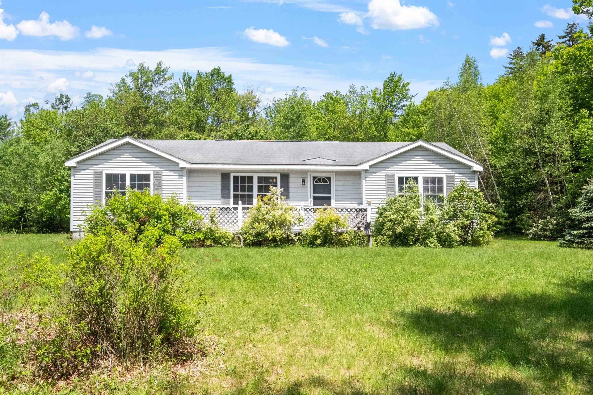 71 Aspen Lane Danbury NH 03230