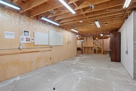 71 Aspen Lane Danbury NH 03230