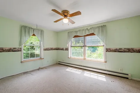 71 Aspen Lane Danbury NH 03230