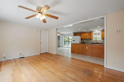 71 Aspen Lane Danbury NH 03230