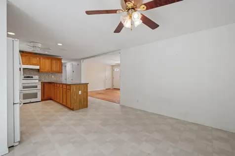 71 Aspen Lane Danbury NH 03230