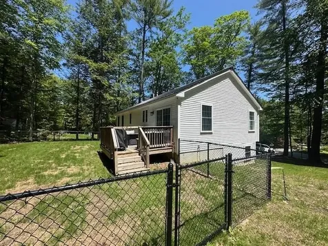 106 Betts Road Rochester NH 03867
