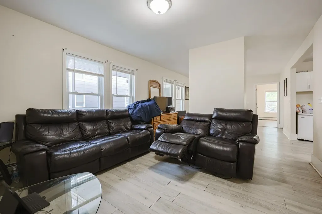 267 Silver Street Manchester NH 03103