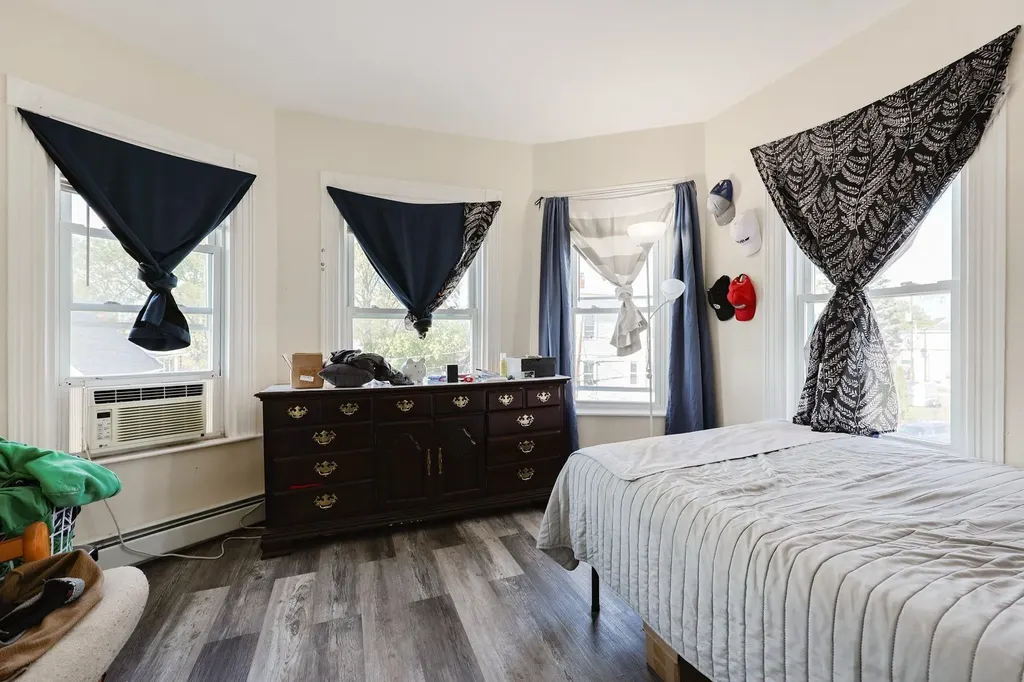 267 Silver Street Manchester NH 03103