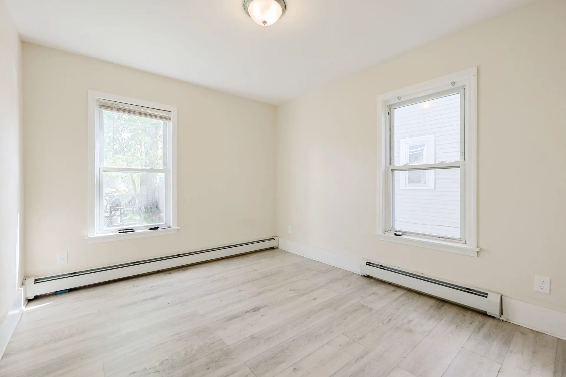 267 Silver Street Manchester NH 03103