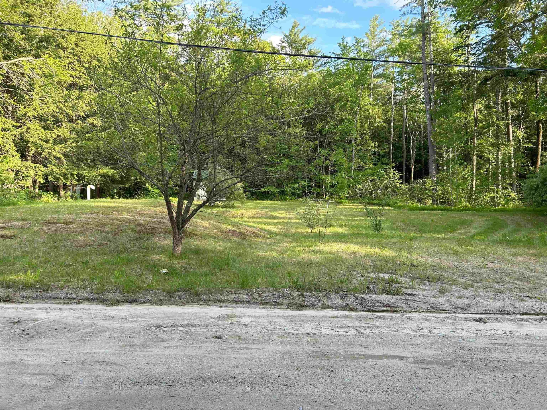 9 Hillside Street Hillsborough NH 03244