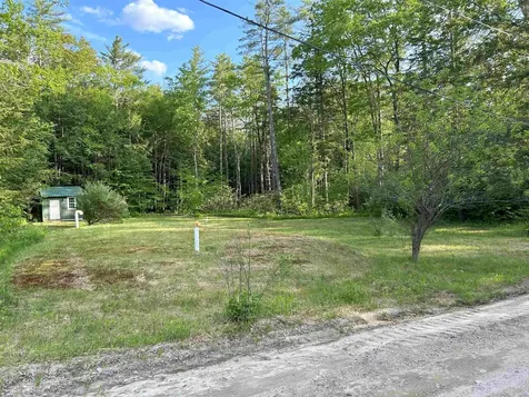 9 Hillside Street Hillsborough NH 03244