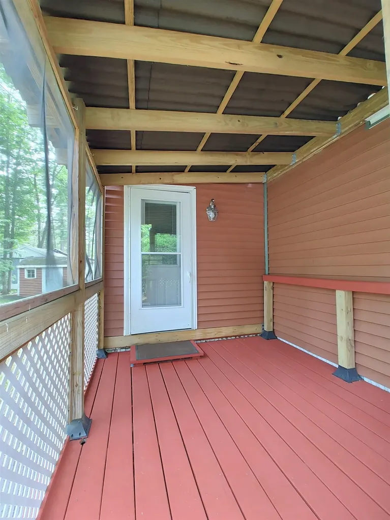 218 Robinhood Drive Exeter NH 03833