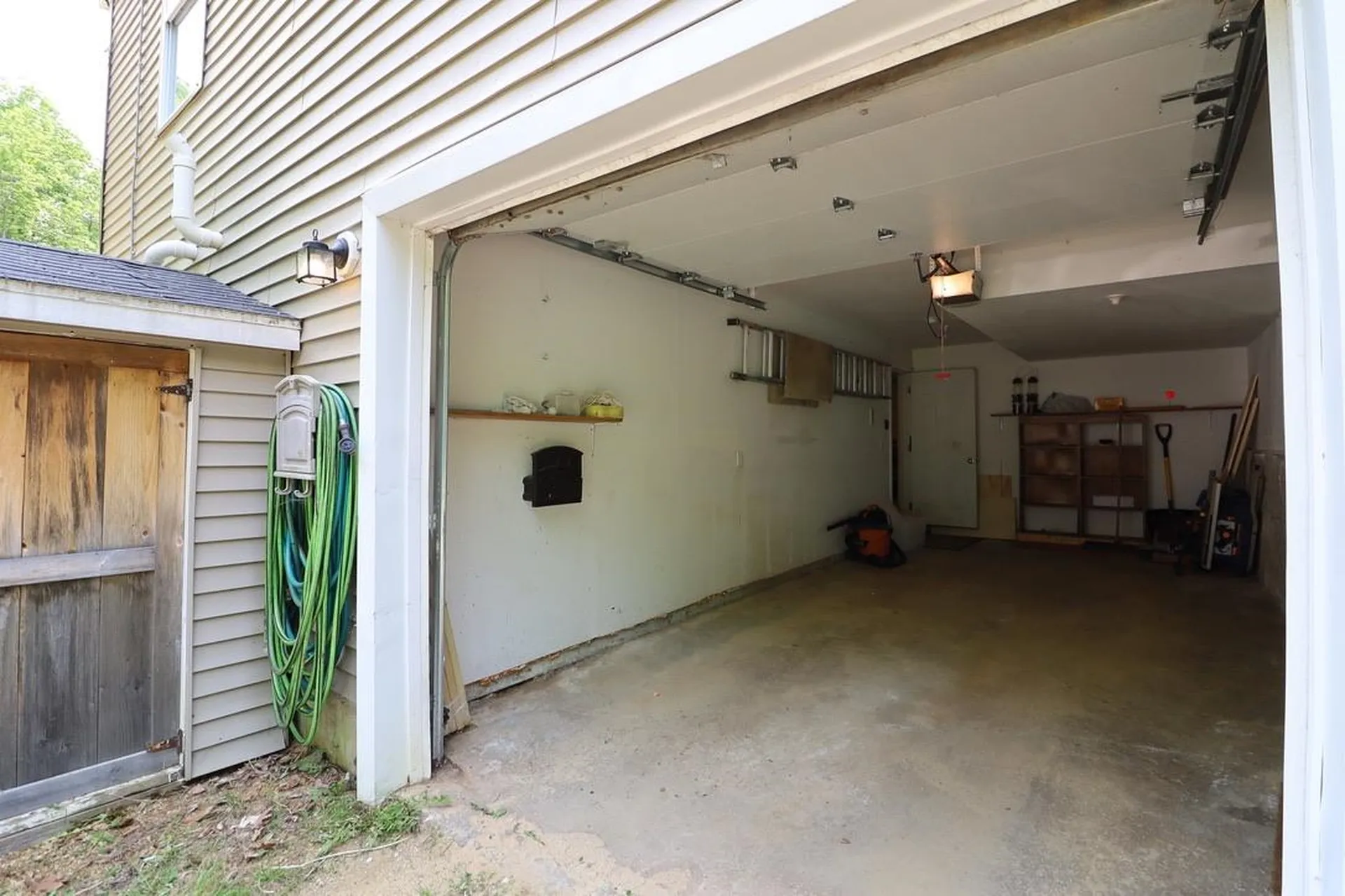 16 Donald Drive Raymond NH 03077