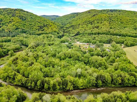 399 Twitchell Settlement Road Rochester VT 05060