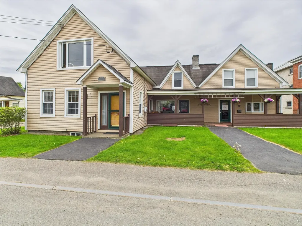 15 Main Street Stewartstown NH 03576