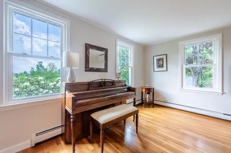 51 Carter Road New London NH 03257