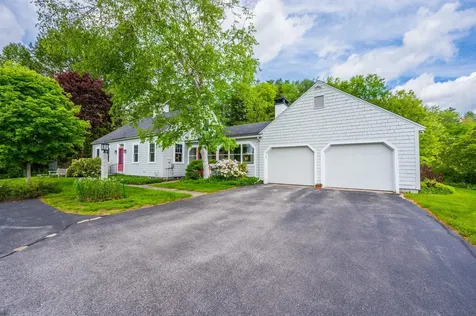 51 Carter Road New London NH 03257