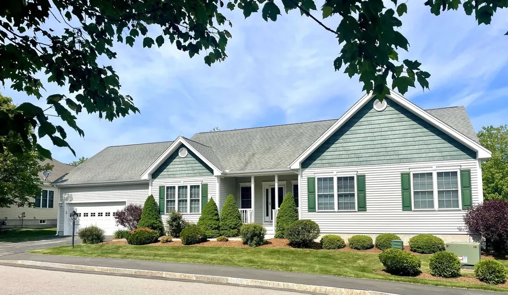 9 Nevins Drive Londonderry NH 03053