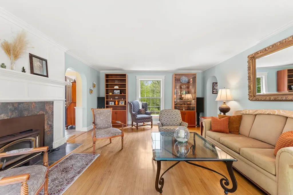 687 South Perry Road Barnard VT 05091