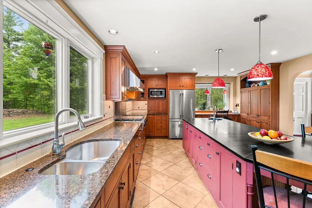 687 South Perry Road Barnard VT 05091