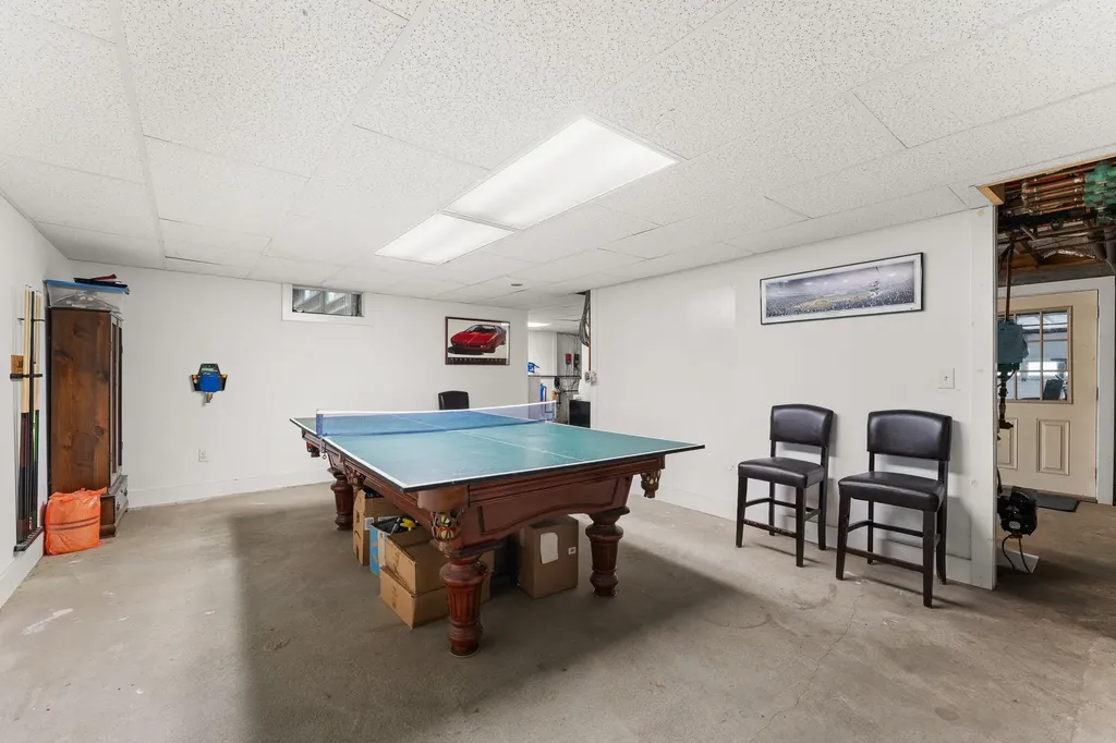 687 South Perry Road Barnard VT 05091