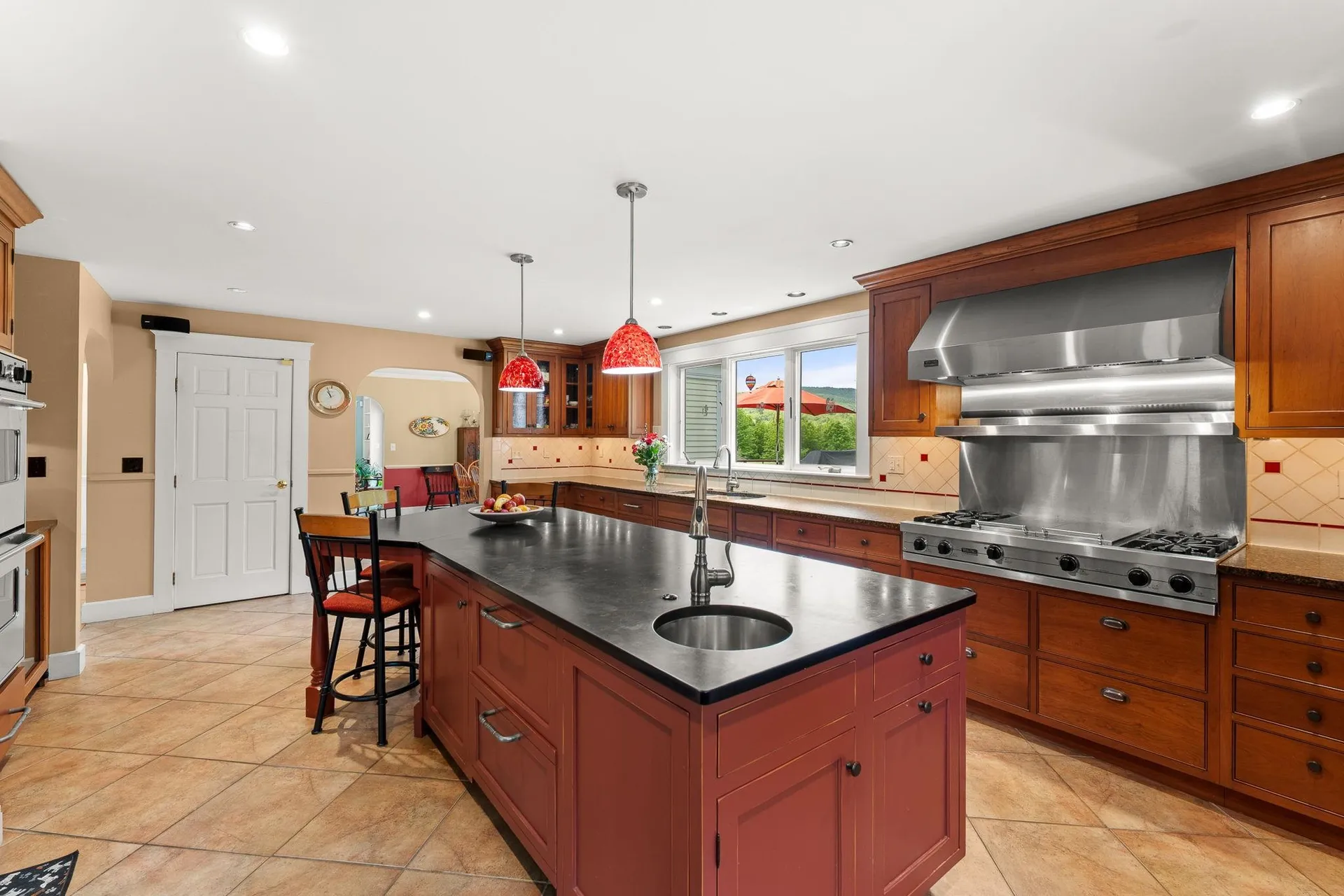 687 South Perry Road Barnard VT 05091