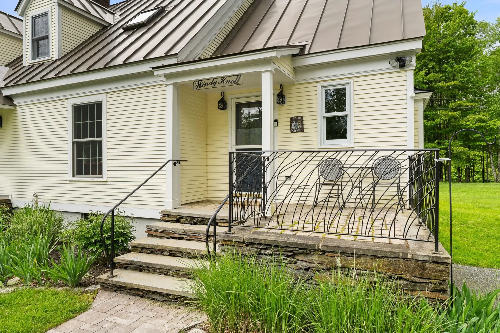 687 South Perry Road Barnard VT 05091