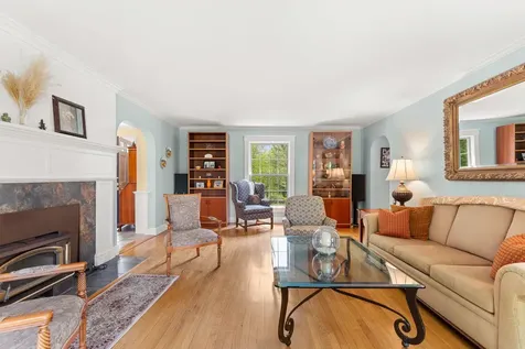 687 South Perry Road Barnard VT 05091