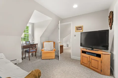 687 South Perry Road Barnard VT 05091