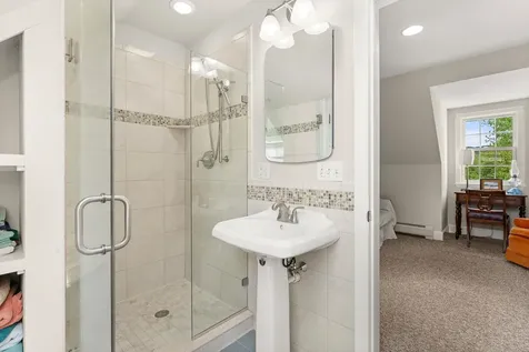 687 South Perry Road Barnard VT 05091