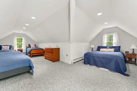 687 South Perry Road Barnard VT 05091