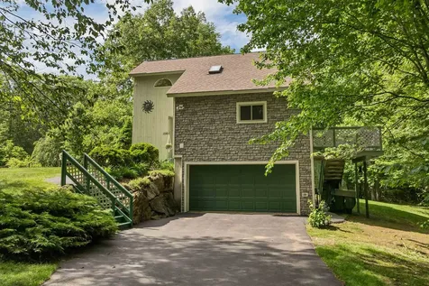 156 G.h. Carter Drive Danville NH 03819
