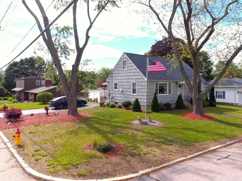 55 Harding Street Manchester NH 03109