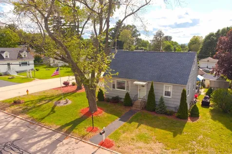 55 Harding Street Manchester NH 03109