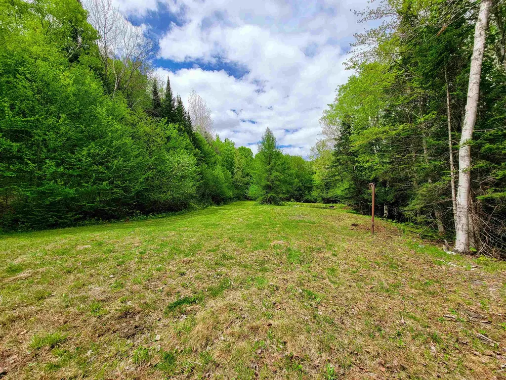 5897 Vt-102 Bloomfield VT 05905