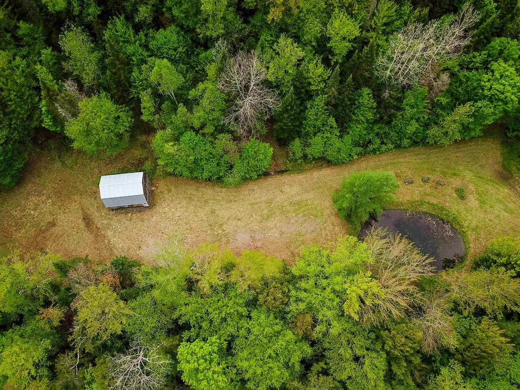 5897 Vt-102 Bloomfield VT 05905