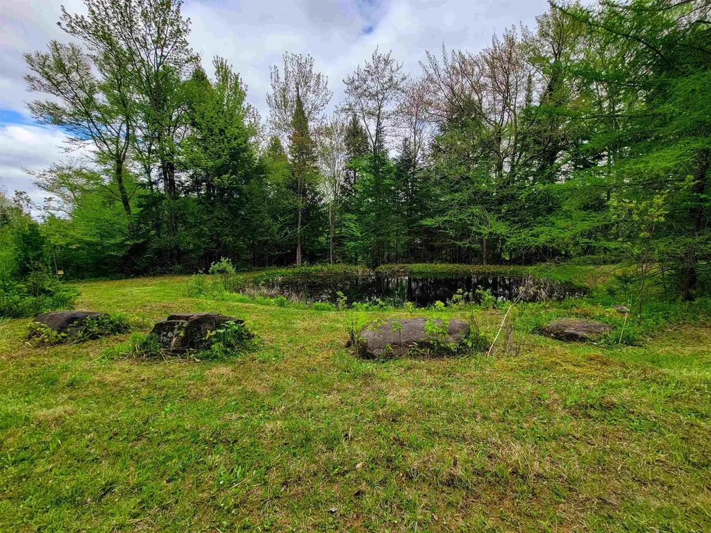 5897 Vt-102 Bloomfield VT 05905