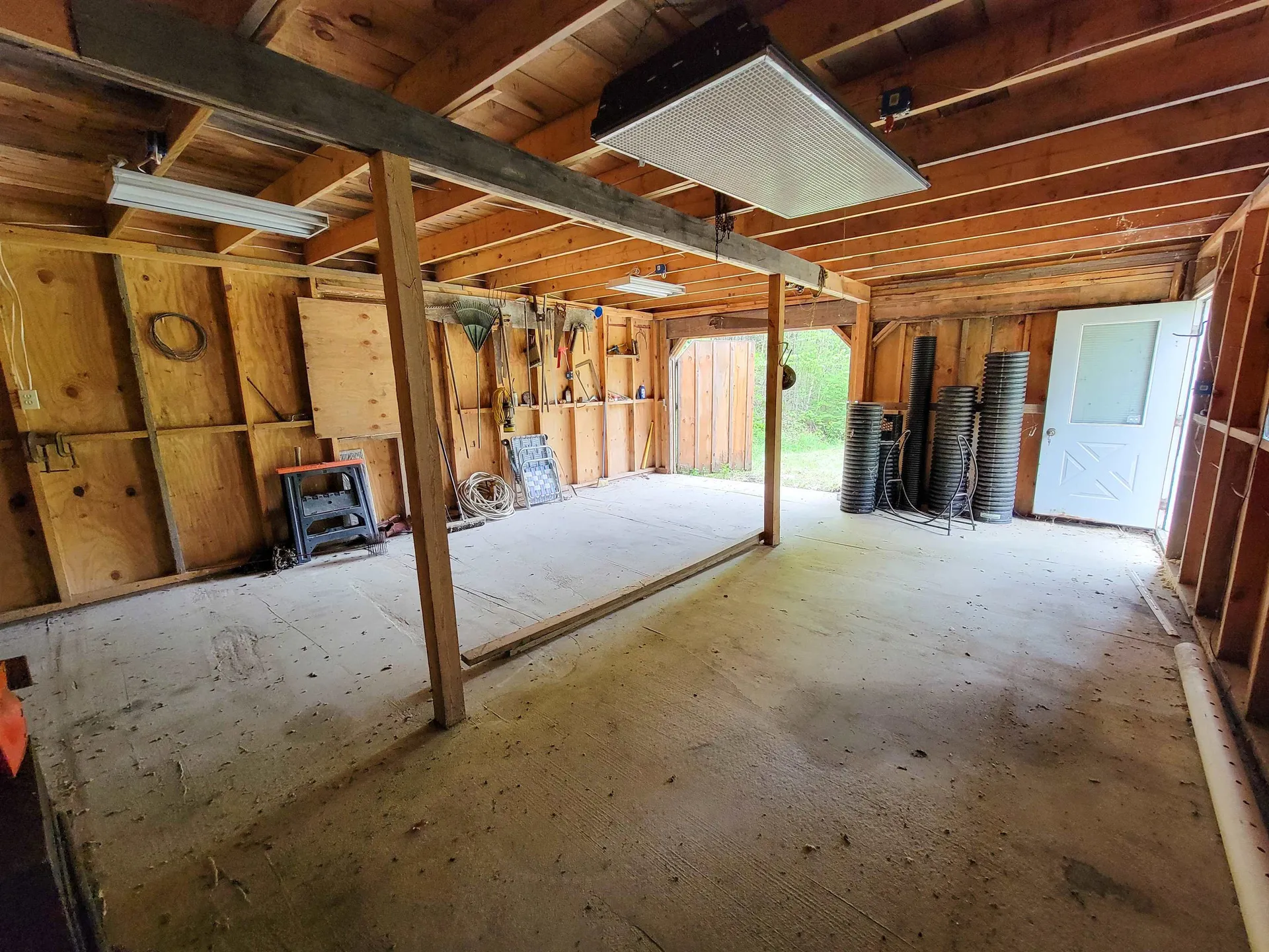 5897 Vt-102 Bloomfield VT 05905