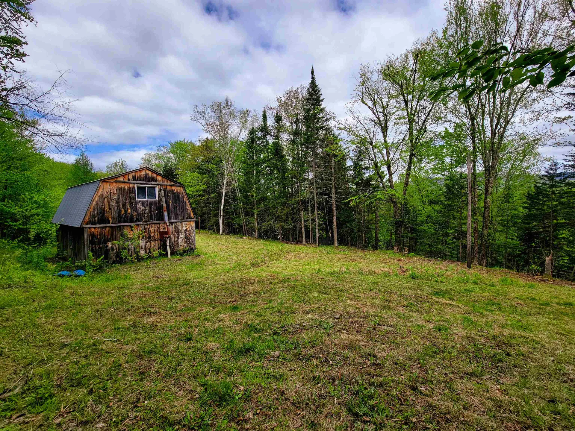 5897 Vt-102 Bloomfield VT 05905