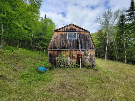 5897 Vt-102 Bloomfield VT 05905