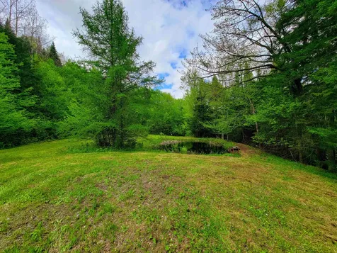 5897 Vt-102 Bloomfield VT 05905