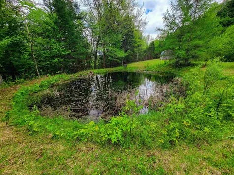 5897 Vt-102 Bloomfield VT 05905